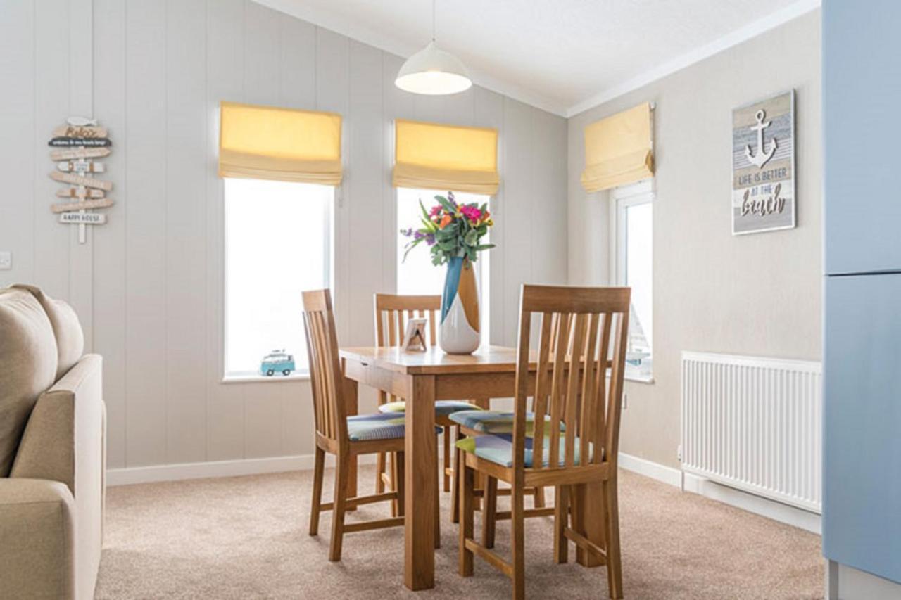 Newperran Holiday Park New Quay Esterno foto