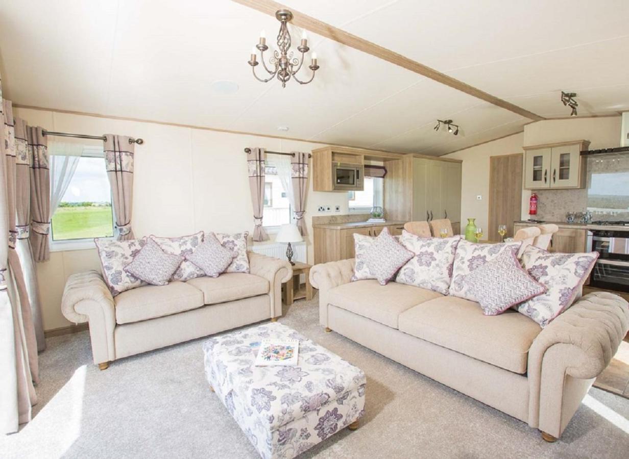 Newperran Holiday Park New Quay Esterno foto