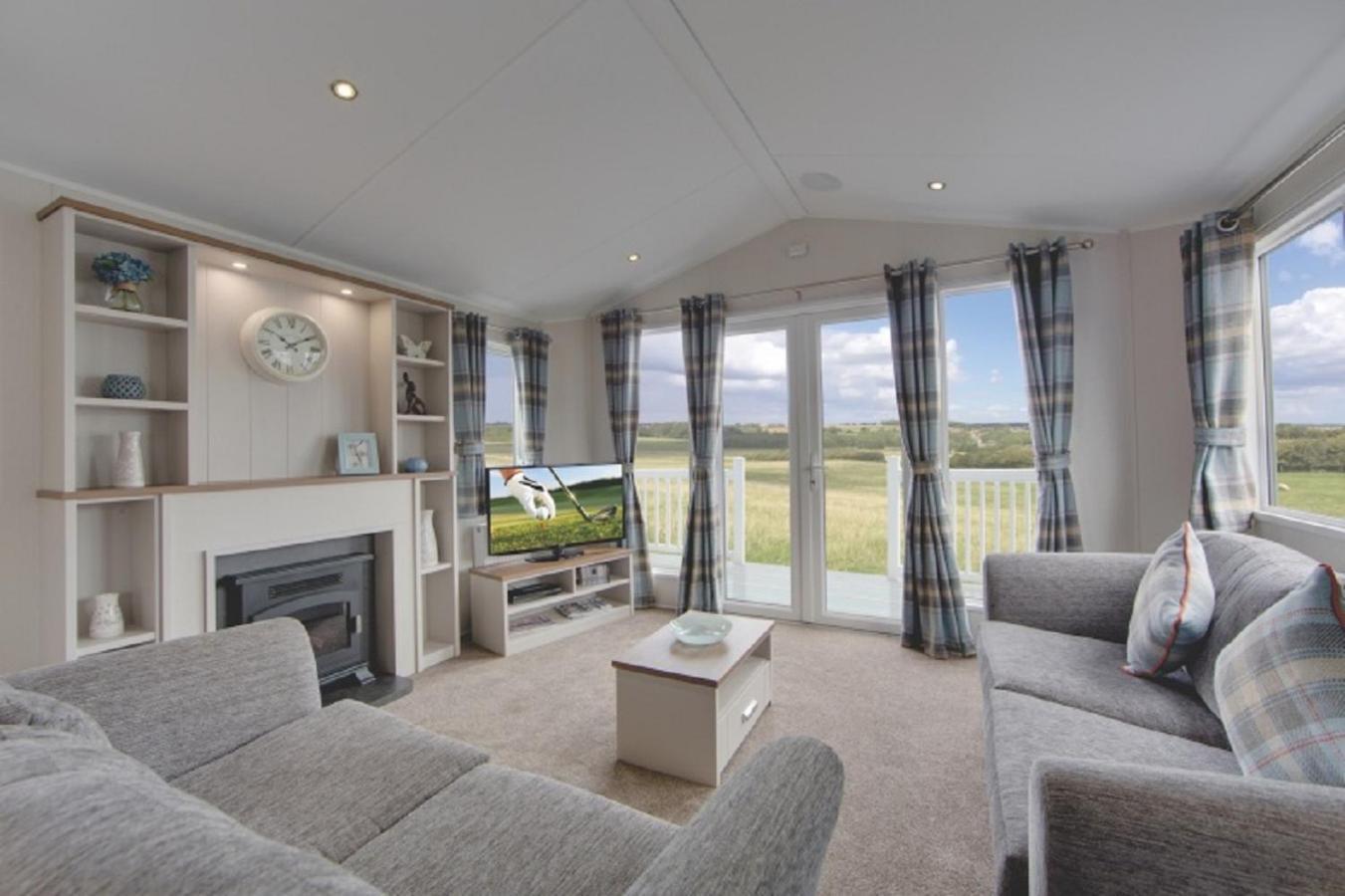 Newperran Holiday Park New Quay Esterno foto