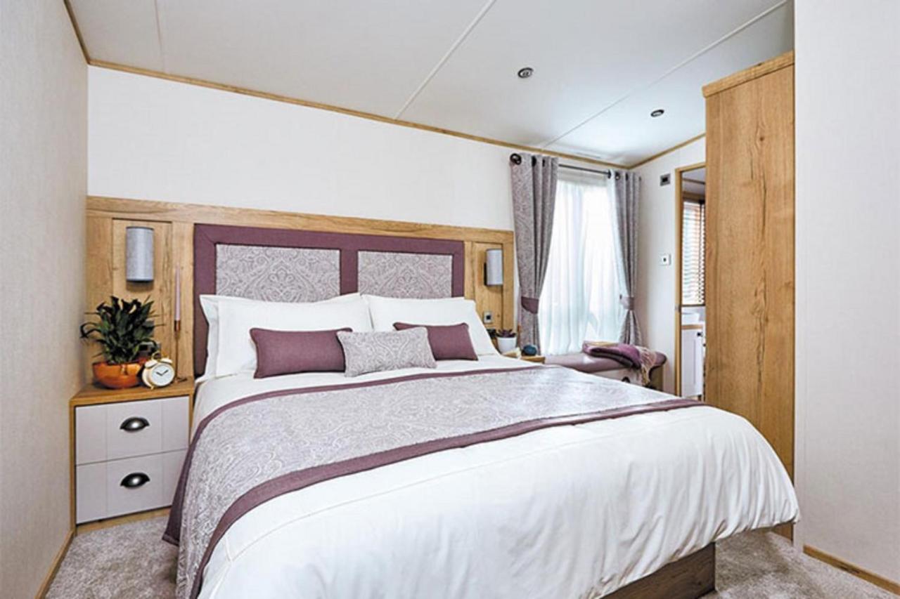 Newperran Holiday Park New Quay Esterno foto