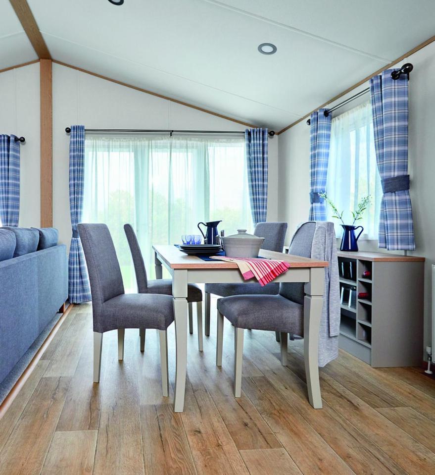 Newperran Holiday Park New Quay Esterno foto