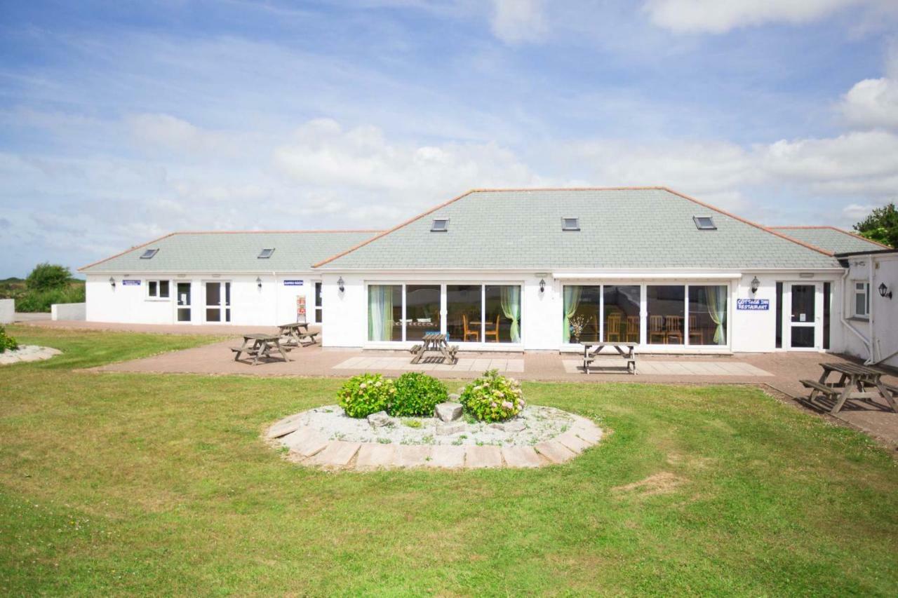 Newperran Holiday Park New Quay Esterno foto