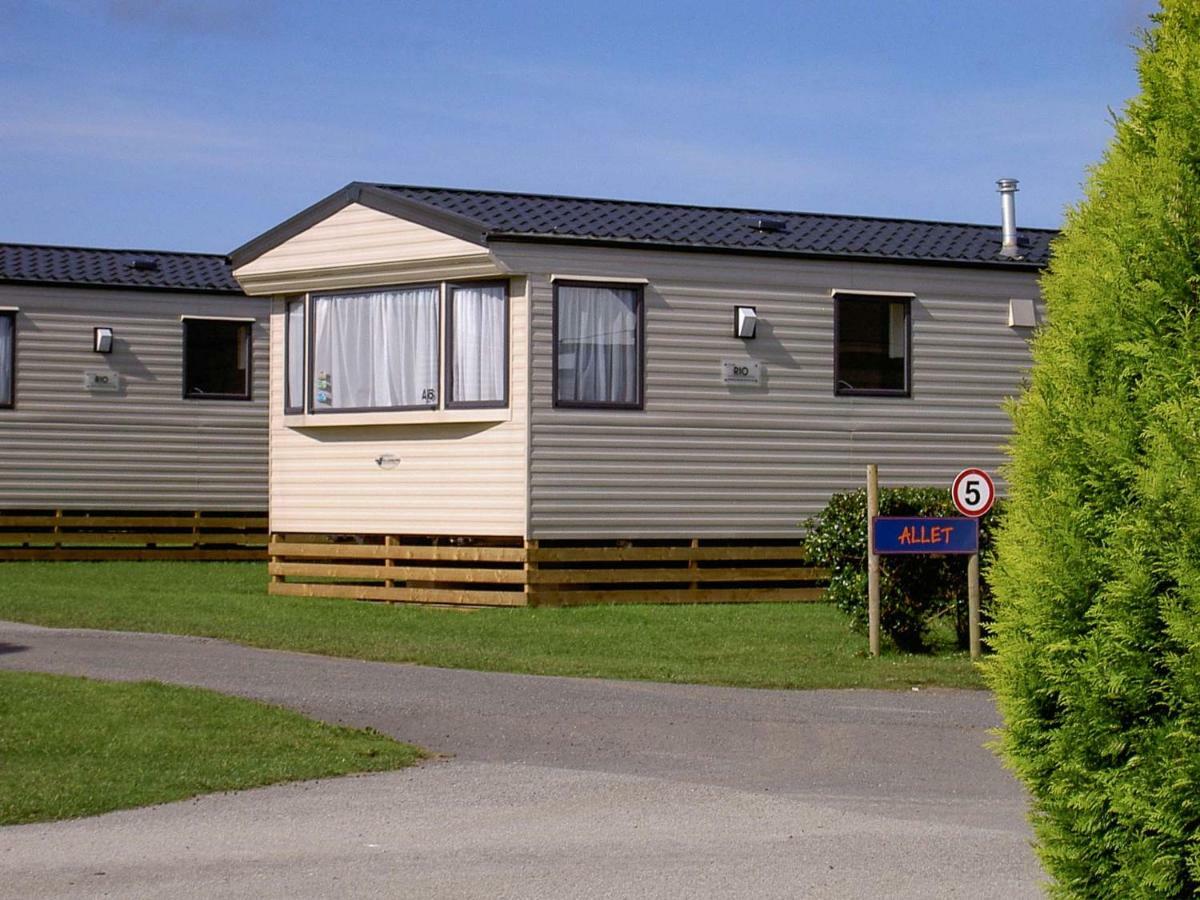 Newperran Holiday Park New Quay Esterno foto