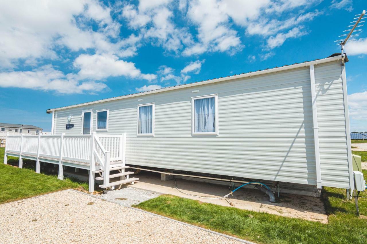 Newperran Holiday Park New Quay Esterno foto