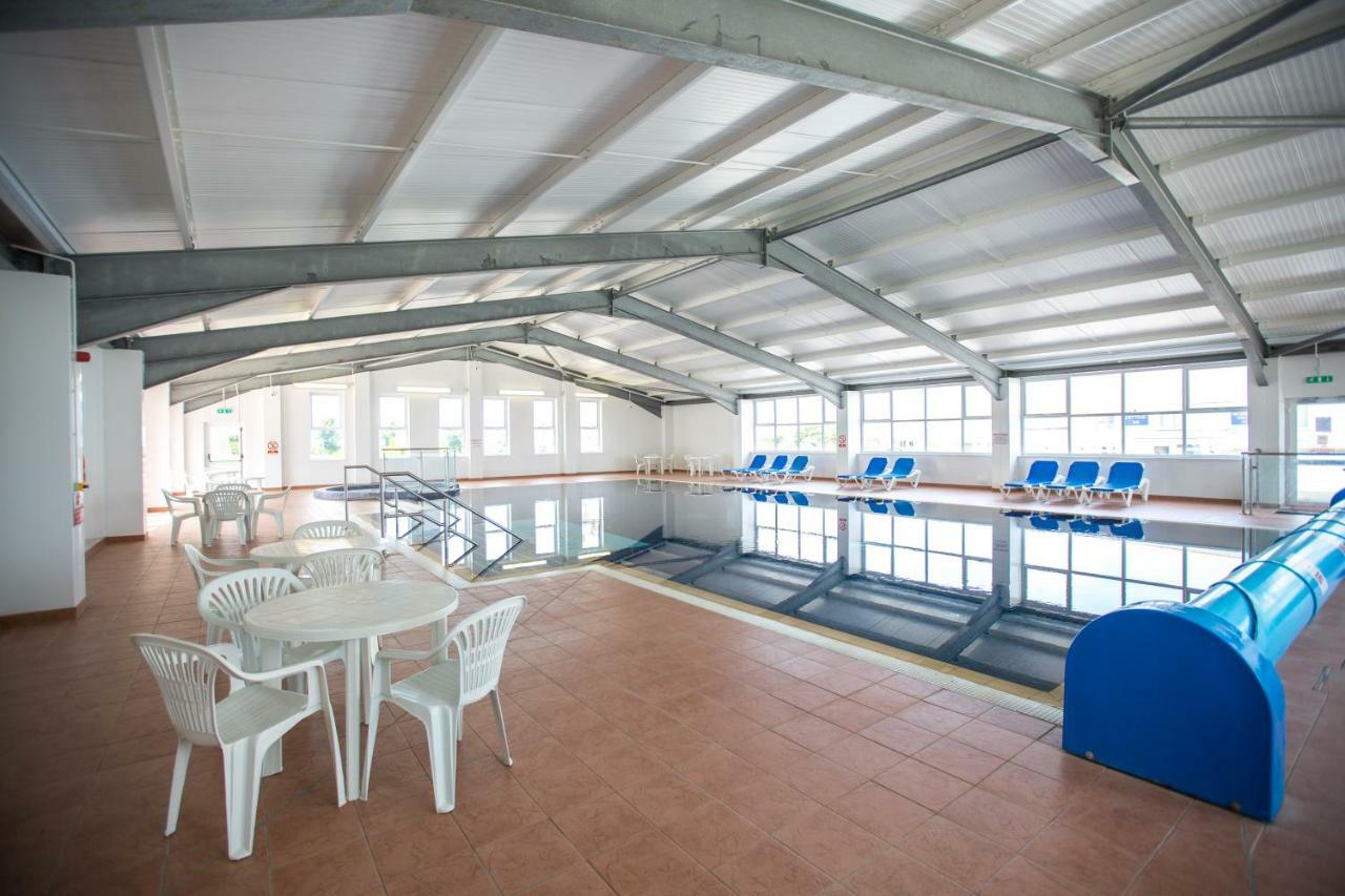 Newperran Holiday Park New Quay Esterno foto