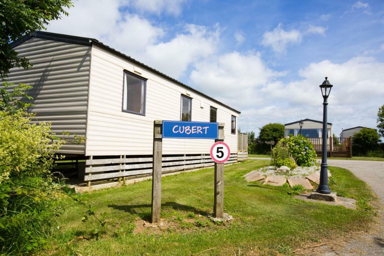 Newperran Holiday Park New Quay Esterno foto
