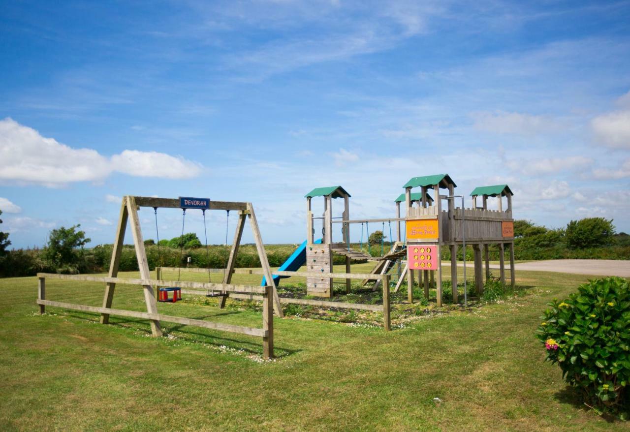 Newperran Holiday Park New Quay Esterno foto
